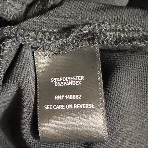 TORRID Black Studio Knit One Shoulder Jumpsuit Elastic Waist Pockets Tor… - Picture 13 of 13